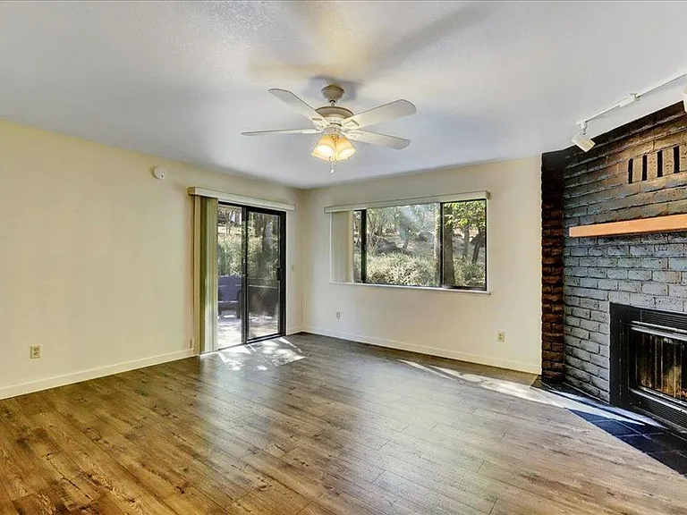 14319 Knobcone Dr — Photo 14