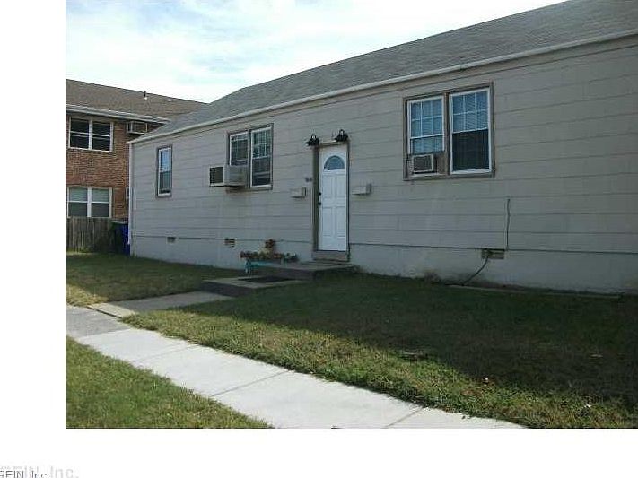 1st image of 9614 Chesapeake St #A