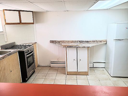 5th image of 107 Bay 32 St #Gf