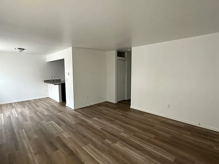 1367 NE 162nd Ave #1367 — Photo 3