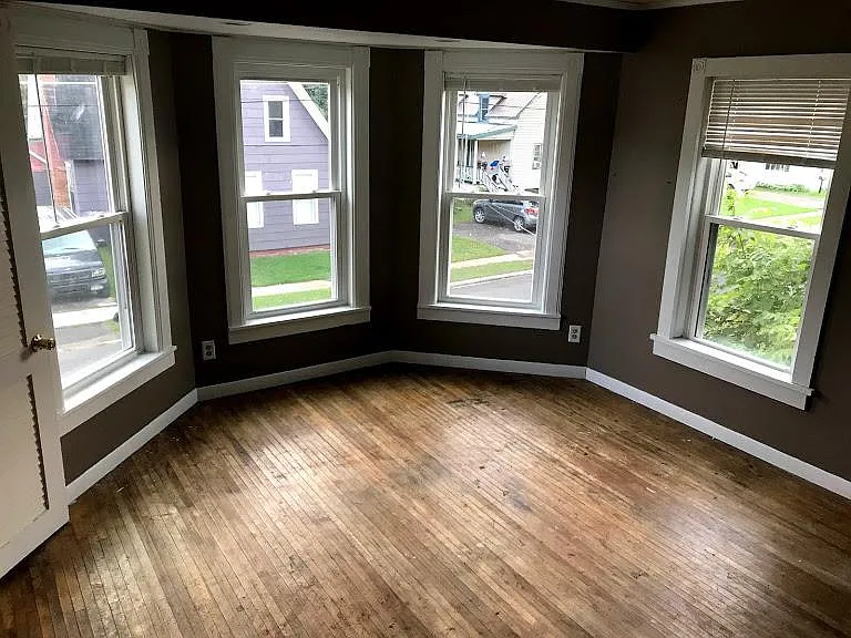 2 bed, 1090 sqft, $1,000 — Photo 4