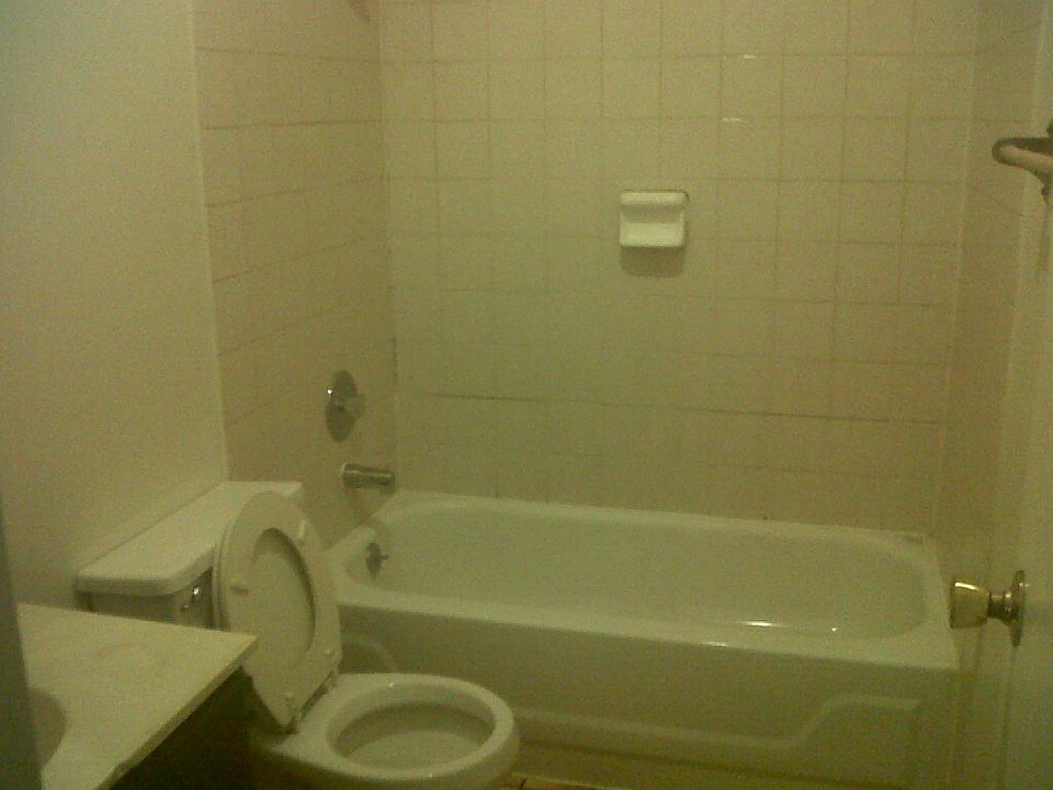 2nd image of 1126 N State St #2
