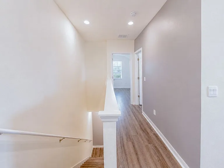 244 Reena Dr — Photo 35