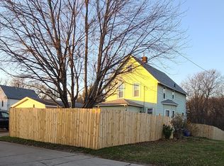 2310 8th Ave E, University Park, IA 52595