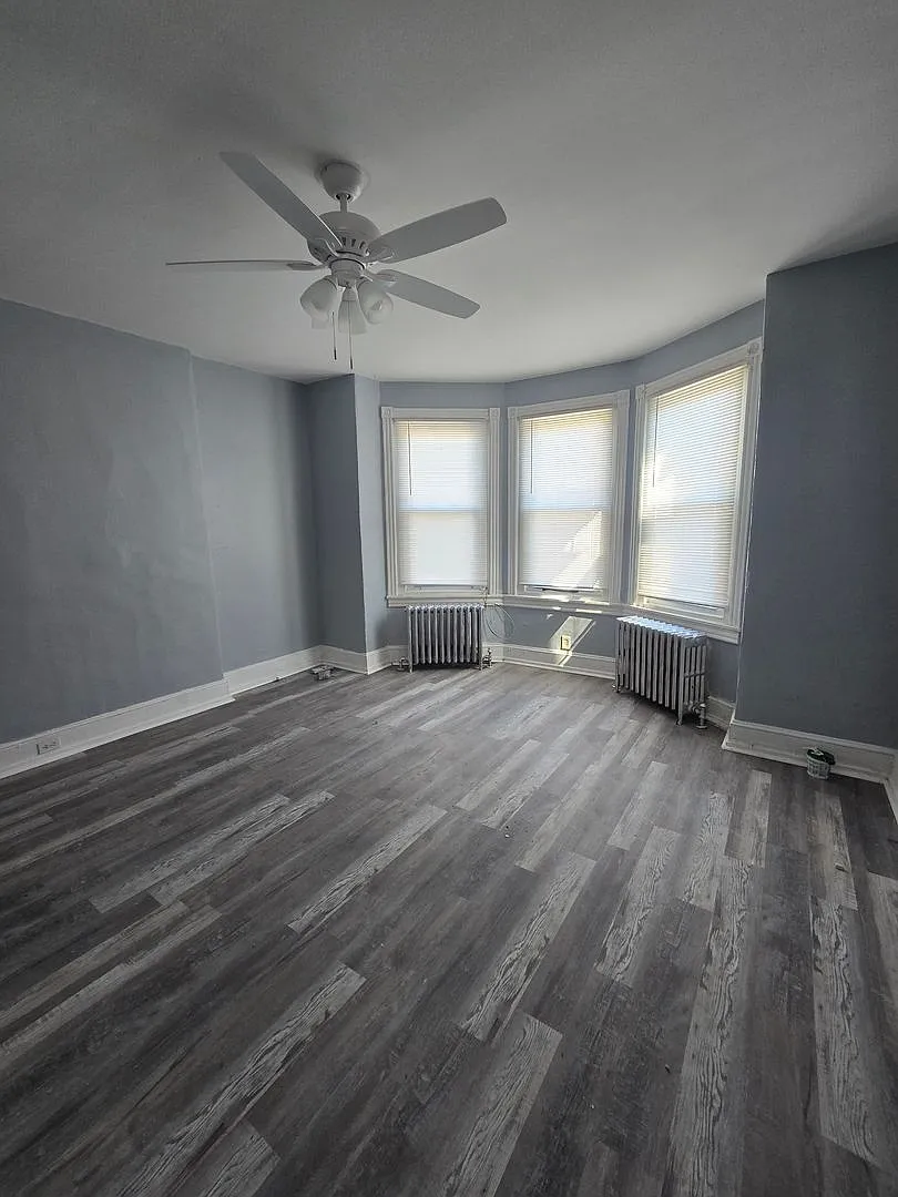 5122 Greene Street — Photo 2