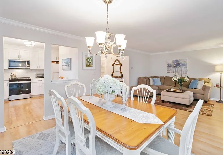 262 Vista Dr — Photo 2