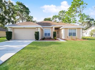 8 Matricaria Ct, Homosassa, FL 34446