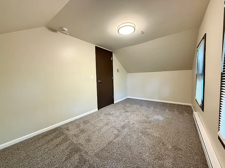 989 Main St #2 — Photo 15