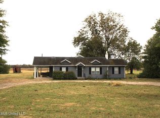 5444 Dubbs Rd, Dundee, MS 38626