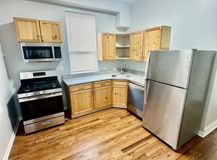 1917 W 21st St #2R, Chicago, IL 60608