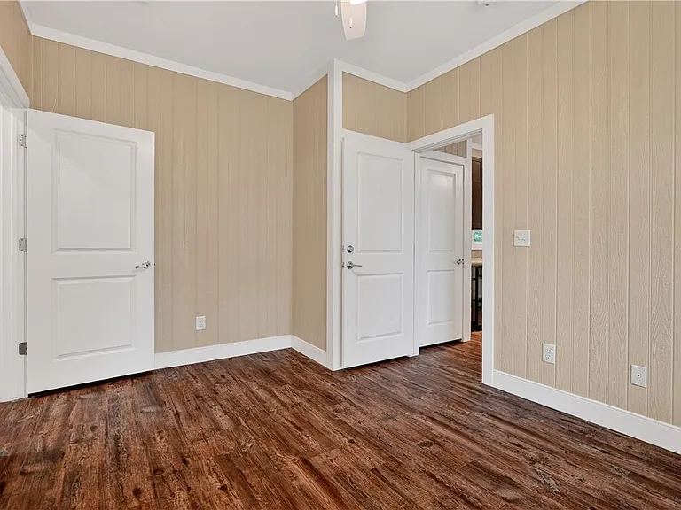 5428 Raymond Stotzer Pkwy — Photo 16