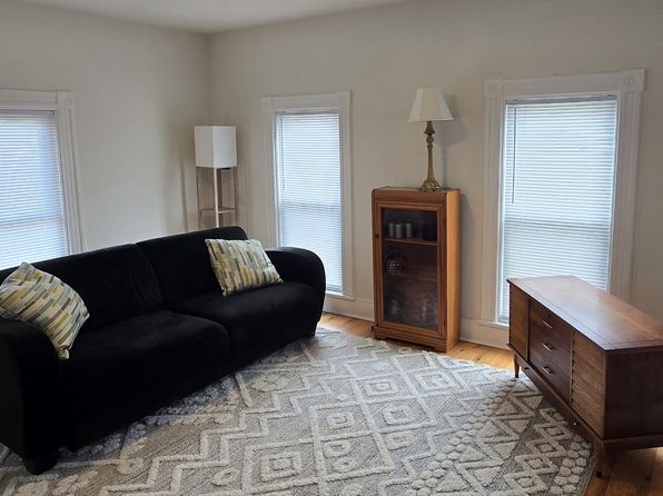 258 Main St #2
