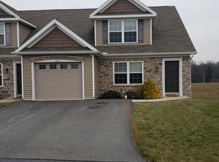 180 Randolph Dr, Elizabethtown, PA 17022