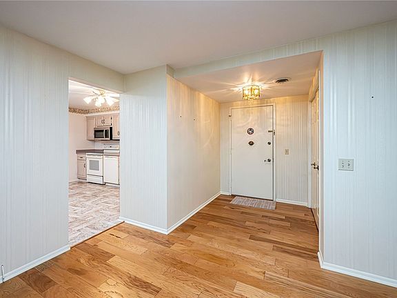 3rd image of 3 Alta Vita Dr APT 308