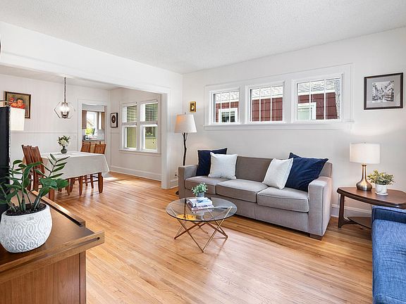 5th image of 4121 23rd Ave S