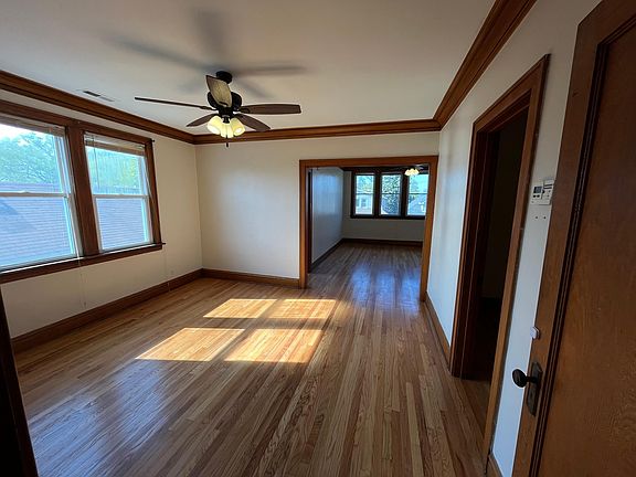 3rd image of 4933 W Drummond Pl Fl 2nd