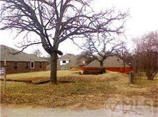 8029 Mickey St, North Richland Hills, TX 76182