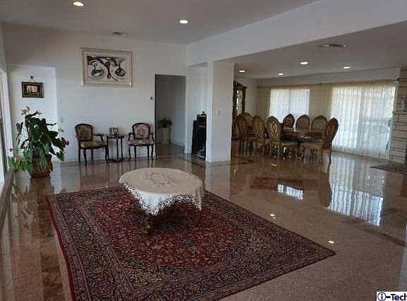 4th image of 1616 Hazbeth Ln