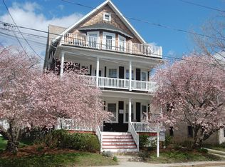 53 Windsor Rd, Cranston, RI 02905