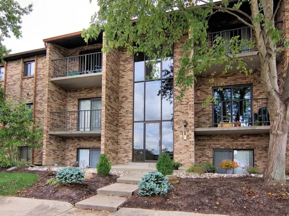 7220 Creekview Dr #V, Cincinnati, OH 45247