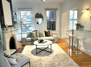 5 Goodwin Pl APT 2, Boston, MA 02114