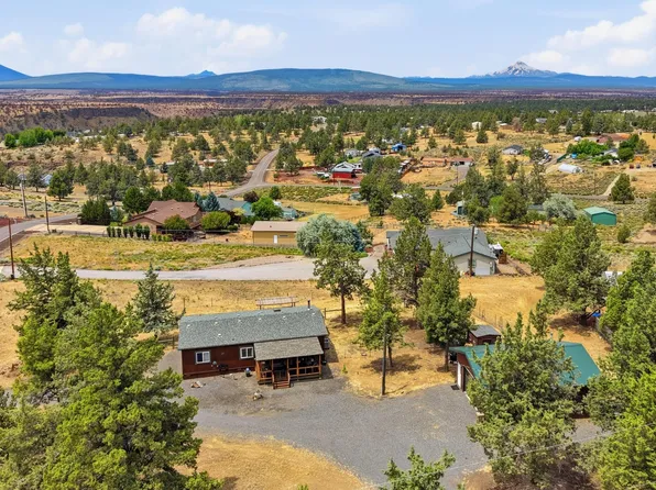 10711 SW Shad Rd, Terrebonne, OR 97760