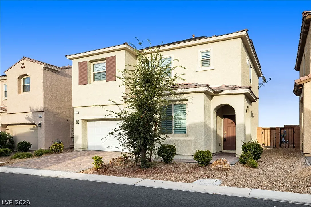 4 bed, 3.0 bath, 1912 sqft, $2,650 — Photo 2