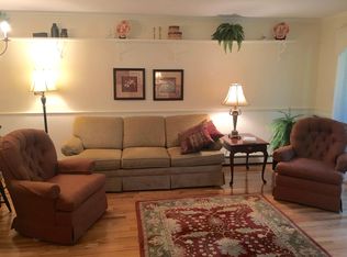 21 Brookside Dr, Stratham, NH 03885