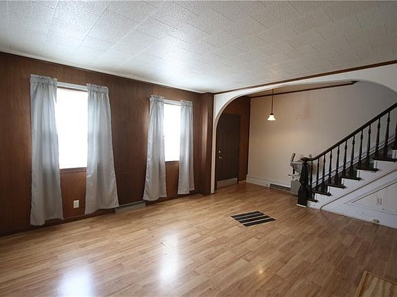 2nd image of 102 10th St