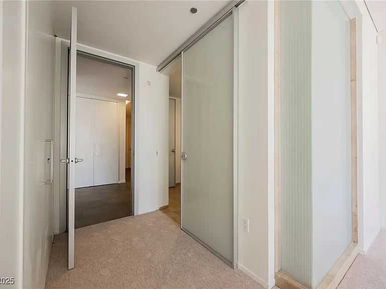 3726 Las Vegas Blvd S #1012 — Photo 33