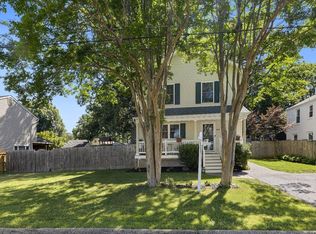 1635 Fairhill Dr, Edgewater, MD 21037