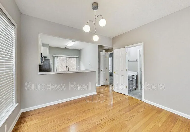 1645 Heyford Cir NW — Photo 14