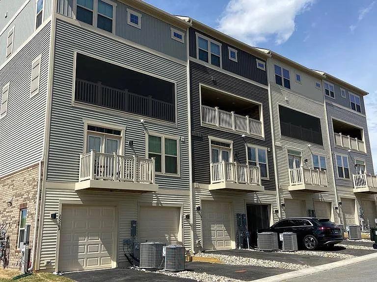 2528 Verona Pl #A — Photo 23