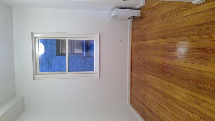 Rented by THOMAS F CAMPENNI CO | media 18