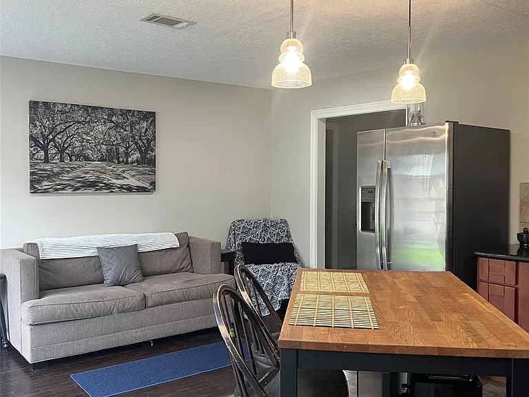 4314 Gano St — Photo 4