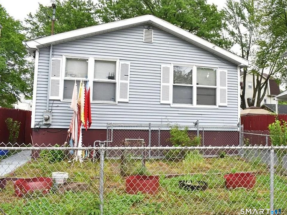 1st image of 296 Hillside Avenue