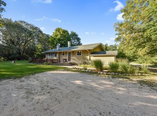 23523 20 Mile Rd, Paris, MI 49338