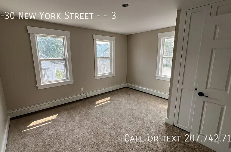 28-30 New York St #3 — Photo 14