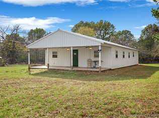 26875 Bartlett Rd, Henryetta, OK 74437