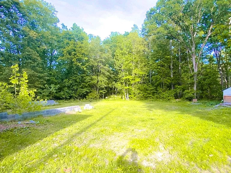 780 Roundabout Rd — Photo 21