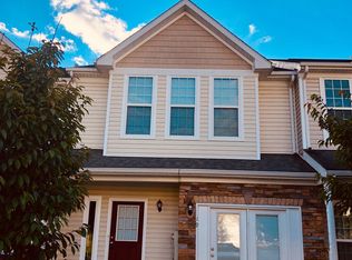 19 Ran Rue Dr, Martinsburg, WV 25403