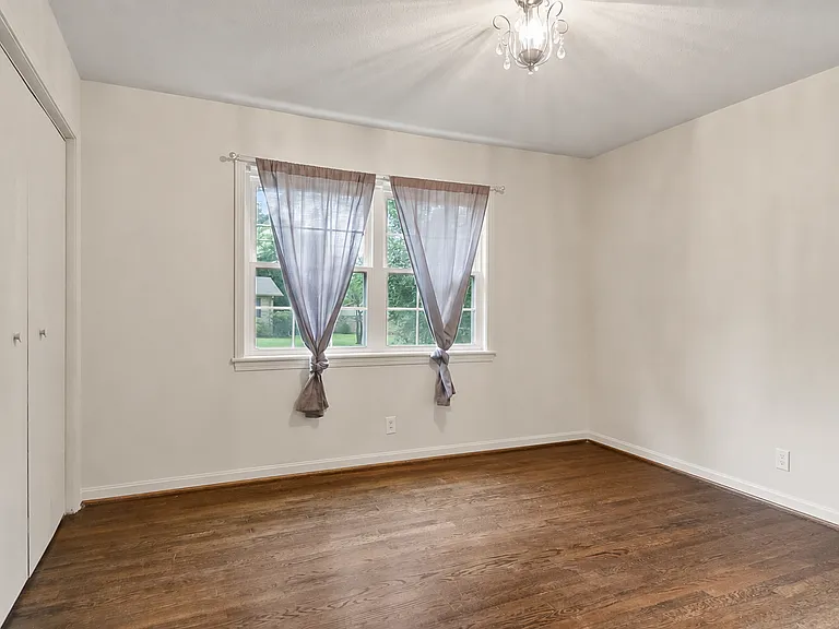 3836 Blackberry Ln — Photo 12
