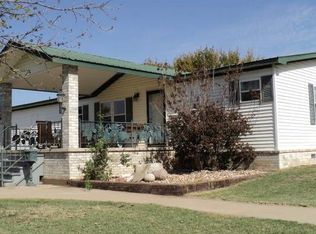 303 N Texas Ave, Cherokee, OK 73728