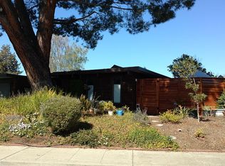942 Eichler Dr, Mountain View, CA 94040