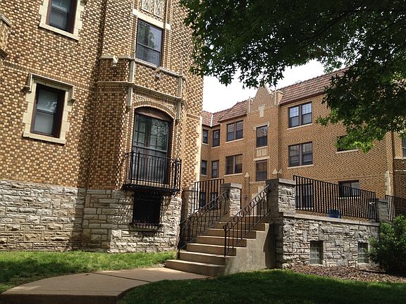 3rd image of 7551 Byron Pl #7553-2W