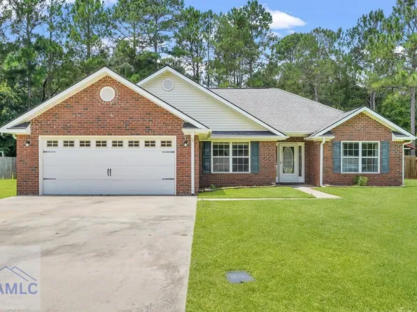 306 Carson St NE, Ludowici, GA 31316