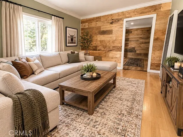 2 bed, 2.0 bath, 672 sqft, $2,500 — Photo 3