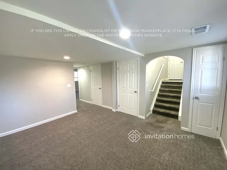 16955 E Temple Pl — Photo 4