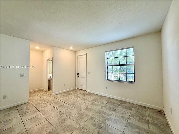 5th image of 11214 SW 249th St