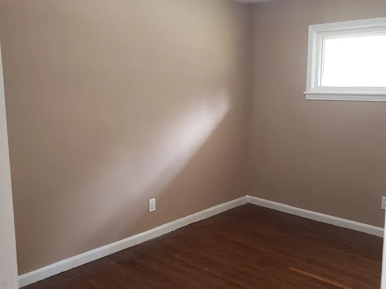 971 Gresham Ave SE — Photo 22